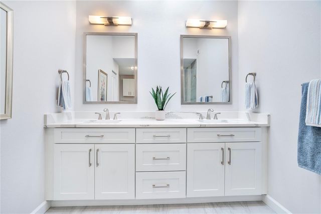 4013 CATALINA DRIVE 4013, Bradenton, FL 34210