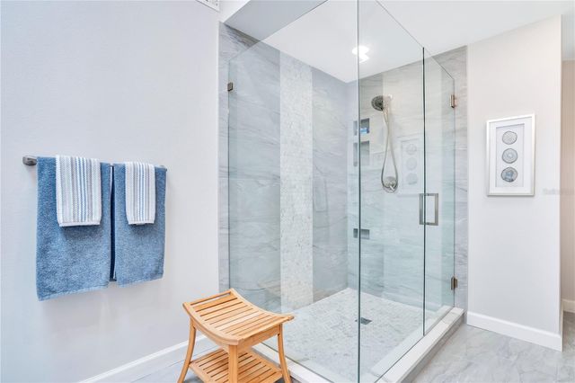 4013 CATALINA DRIVE 4013, Bradenton, FL 34210