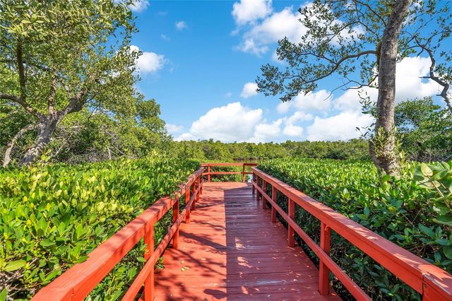 4013 CATALINA DRIVE 4013, Bradenton, FL 34210