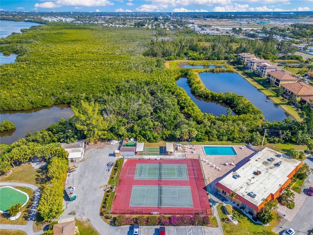 4013 CATALINA DRIVE 4013, Bradenton, FL 34210