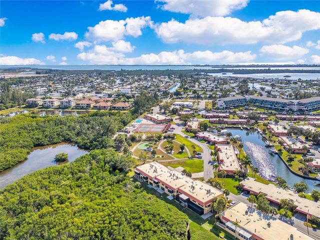 4013 CATALINA DRIVE 4013, Bradenton, FL 34210