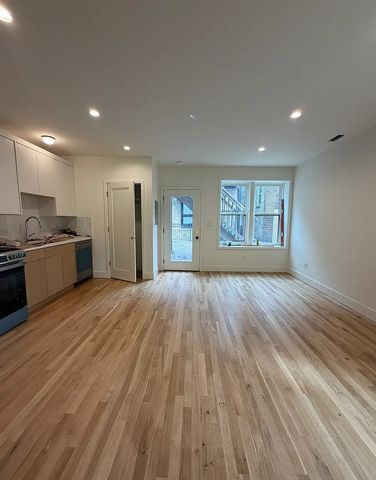 1751 W Superior Street CH1, Chicago, IL 60622