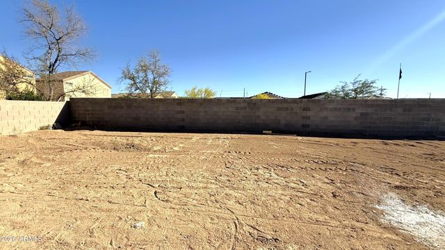 24071 W HUNTINGTON Drive, Buckeye, AZ 85326