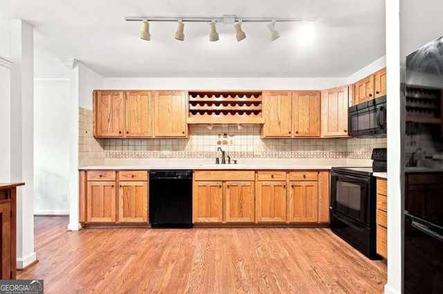 3776 Ashford Lake Court NE, Brookhaven, GA 30319