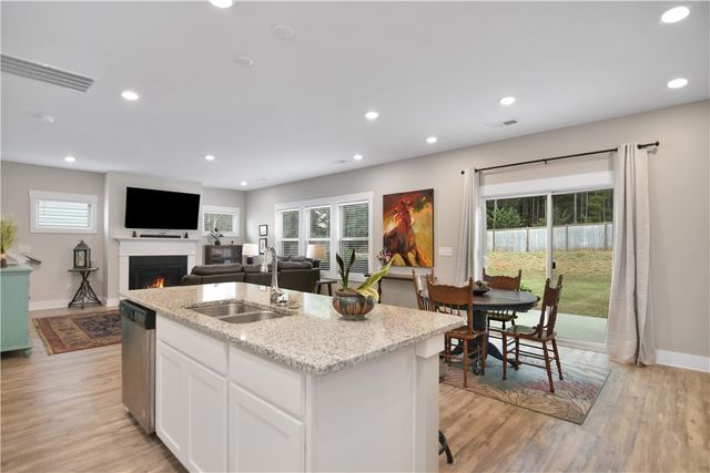 126 Walking Stick Way, Pelzer, SC 29669