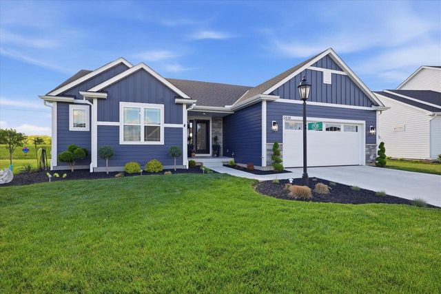 2938 Yahara DRIVE, Summit, WI 53066