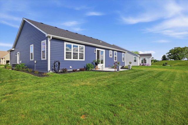2938 Yahara DRIVE, Summit, WI 53066