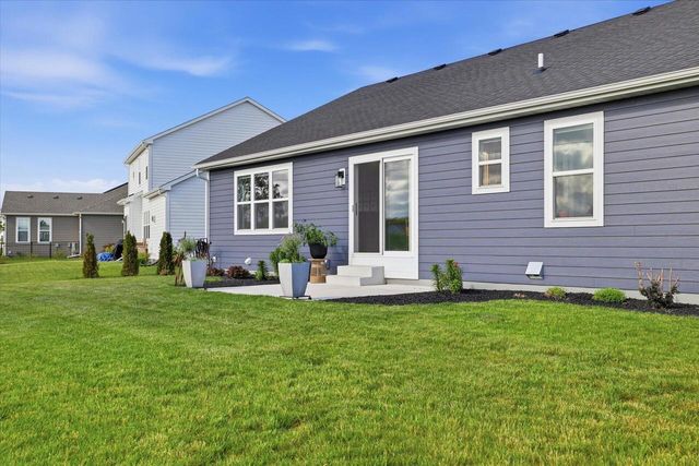 2938 Yahara DRIVE, Summit, WI 53066
