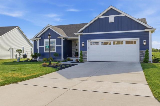 2938 Yahara DRIVE, Summit, WI 53066