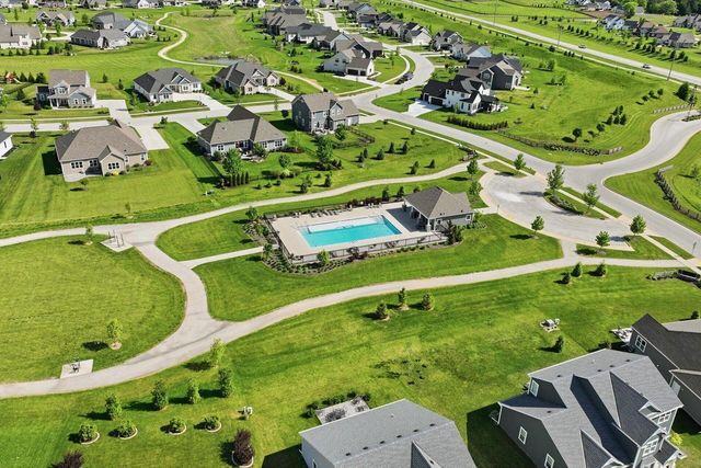 2938 Yahara DRIVE, Summit, WI 53066