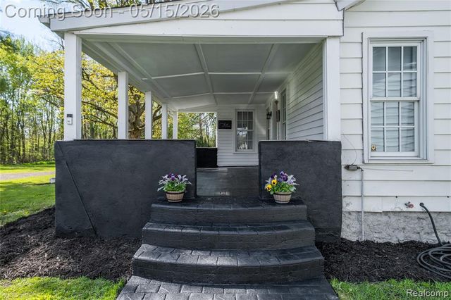 12164 Miller Road, Lennon, MI 48449