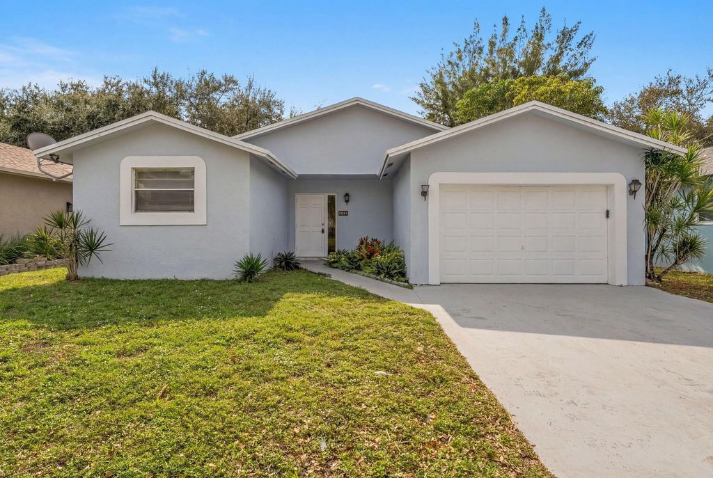 2444 Raleigh Street, Hollywood, FL 33020