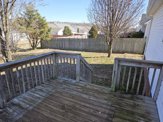 124 Wolverine Trl, La Vergne, TN 37086