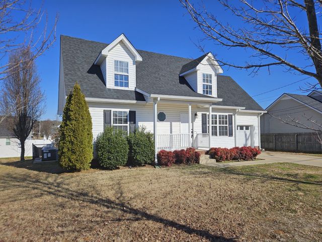 124 Wolverine Trl, La Vergne, TN 37086