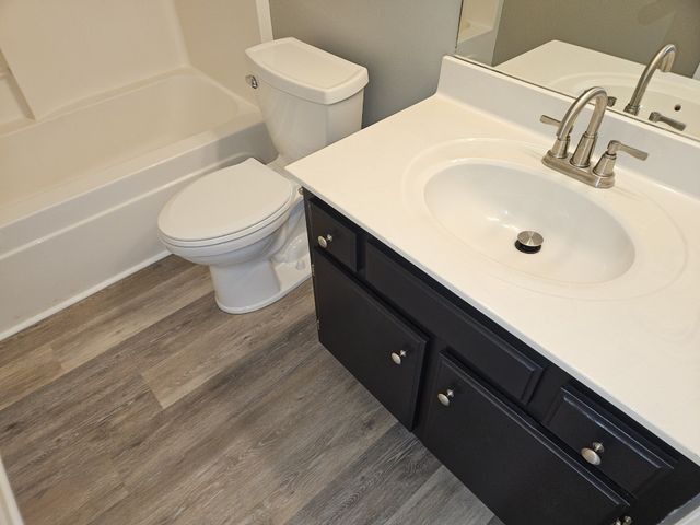 124 Wolverine Trl, La Vergne, TN 37086