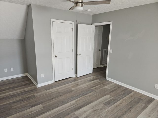 124 Wolverine Trl, La Vergne, TN 37086