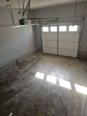 124 Wolverine Trl, La Vergne, TN 37086