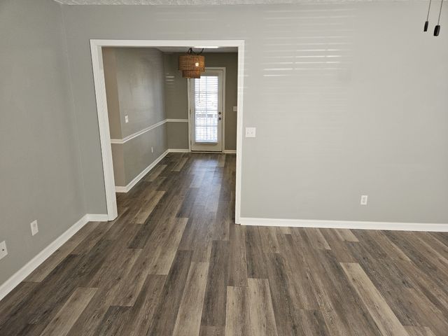 124 Wolverine Trl, La Vergne, TN 37086