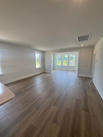 1739 Tryon Dr, Myrtle Beach, SC 29588