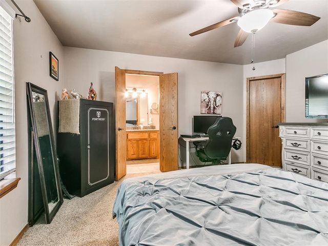 945 Fox Run Lane, Blanchard, OK 73010