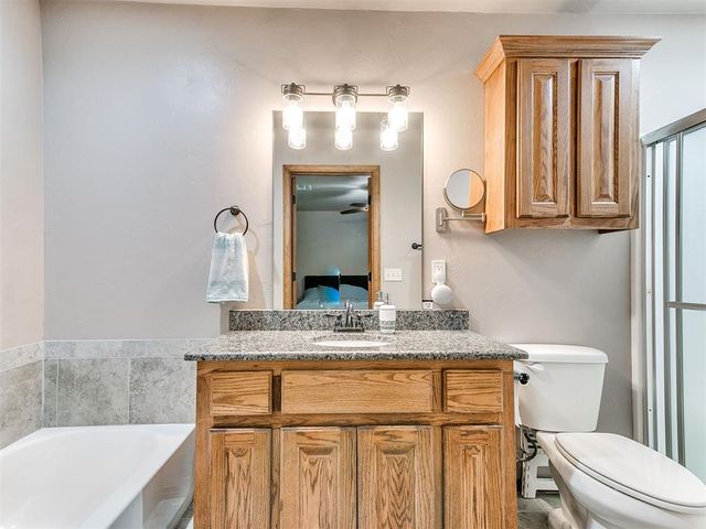 945 Fox Run Lane, Blanchard, OK 73010