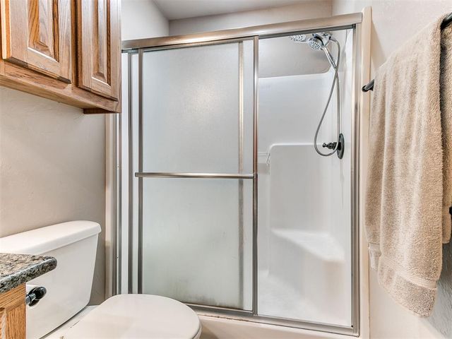 945 Fox Run Lane, Blanchard, OK 73010