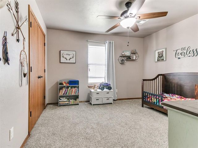 945 Fox Run Lane, Blanchard, OK 73010