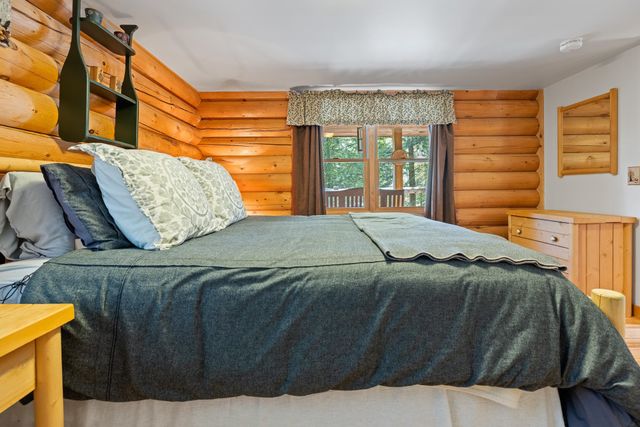 553 Roaring Branch Road, Arlington, VT 05250