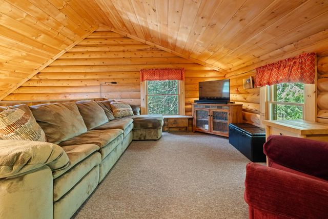 553 Roaring Branch Road, Arlington, VT 05250