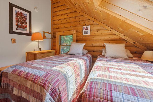 553 Roaring Branch Road, Arlington, VT 05250