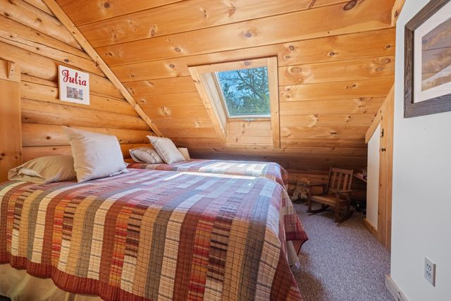 553 Roaring Branch Road, Arlington, VT 05250