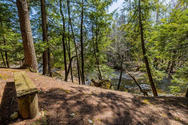 553 Roaring Branch Road, Arlington, VT 05250