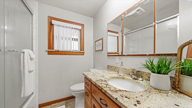 7715 W Dradie St, Pasco, WA 99301