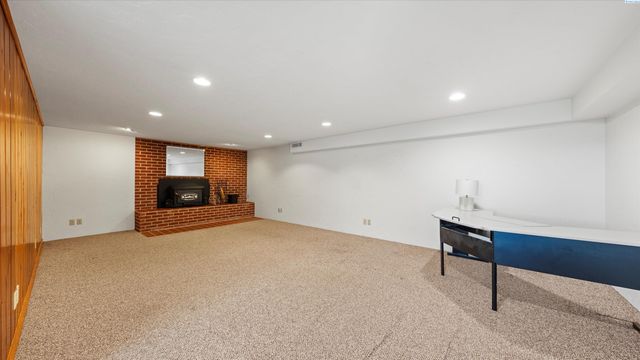 7715 W Dradie St, Pasco, WA 99301