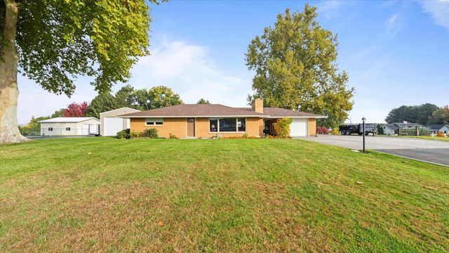 7715 W Dradie St, Pasco, WA 99301