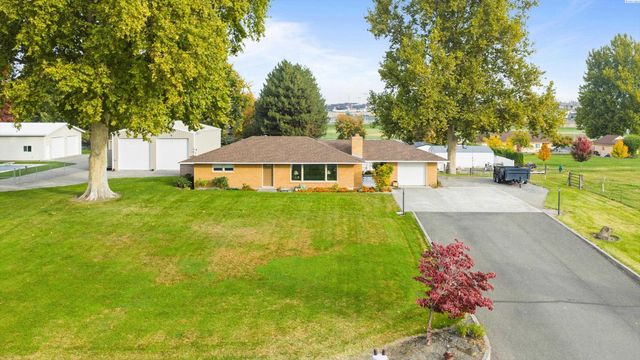7715 W Dradie St, Pasco, WA 99301