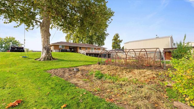 7715 W Dradie St, Pasco, WA 99301