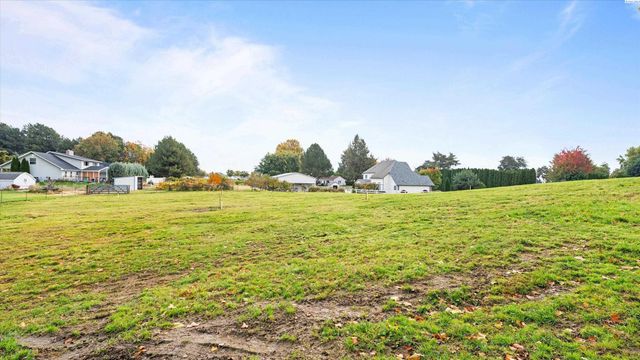 7715 W Dradie St, Pasco, WA 99301