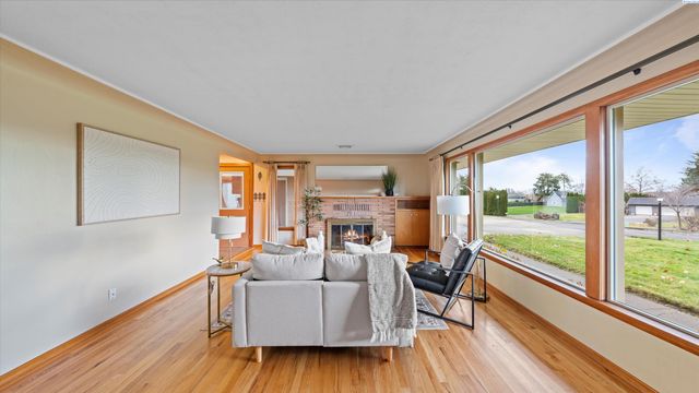 7715 W Dradie St, Pasco, WA 99301