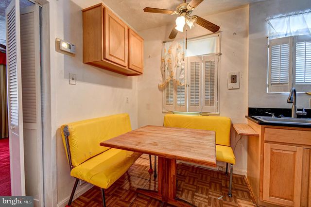 220 UNIVERSITY BLVD E, Silver Spring, MD 20901