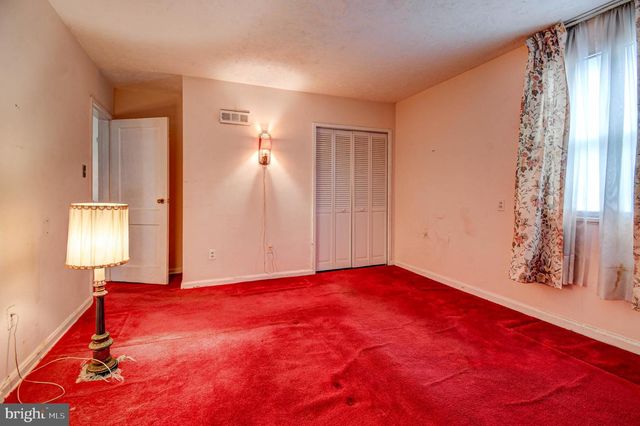 220 UNIVERSITY BLVD E, Silver Spring, MD 20901