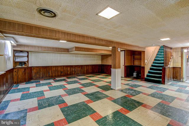 220 UNIVERSITY BLVD E, Silver Spring, MD 20901