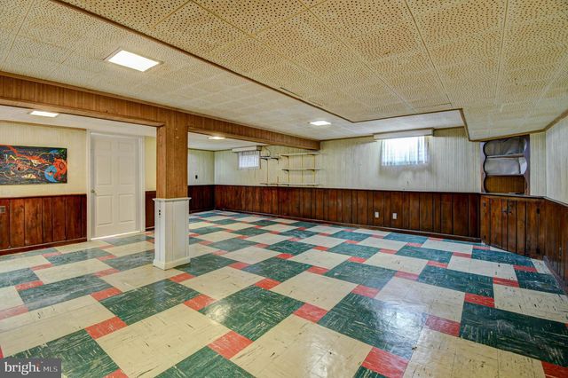 220 UNIVERSITY BLVD E, Silver Spring, MD 20901