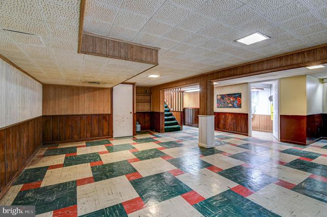 220 UNIVERSITY BLVD E, Silver Spring, MD 20901