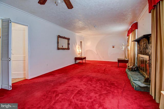 220 UNIVERSITY BLVD E, Silver Spring, MD 20901