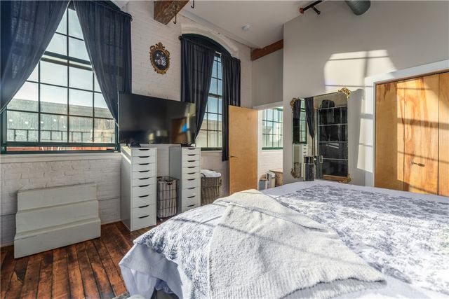 28 Bayley Street 301, Pawtucket, RI 02860