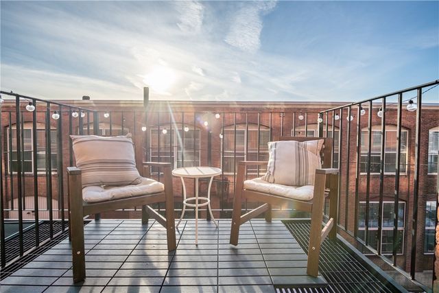 28 Bayley Street 301, Pawtucket, RI 02860