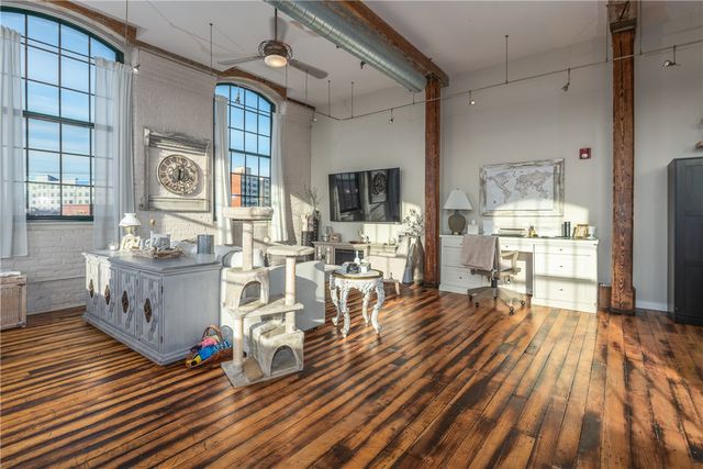 28 Bayley Street 301, Pawtucket, RI 02860