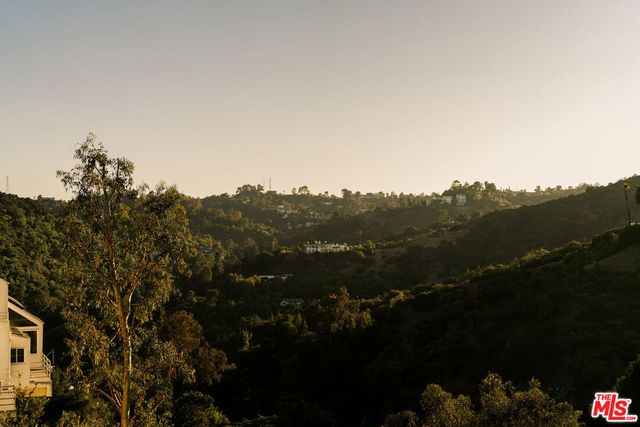 2591 Leicester Drive, Los Angeles, CA 90046