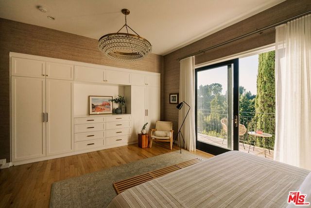 2591 Leicester Drive, Los Angeles, CA 90046